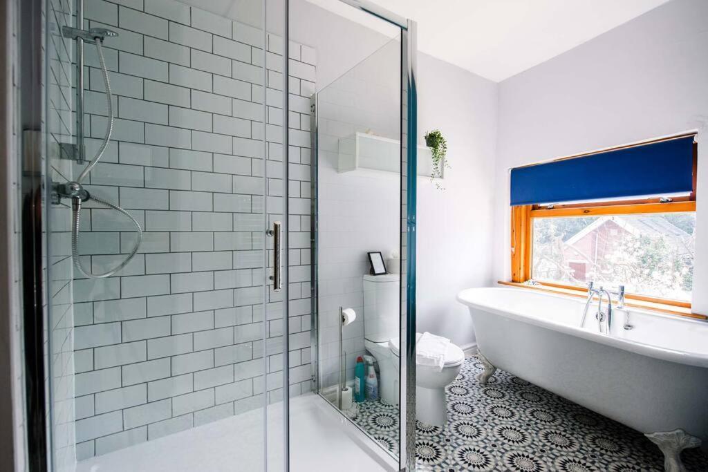 Gorgeous Victorian House Sleeps 6 In Cardiff Villa Екстериор снимка